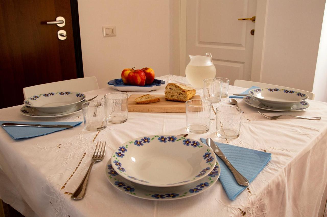 Tu Casa: Picturesque Guest House Napoli Buitenkant foto